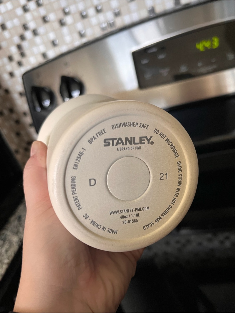 40 OZ Stanley Cream White Stainless Steel Travel Mug with Handle and Straw Lid - Picture 4 of 4